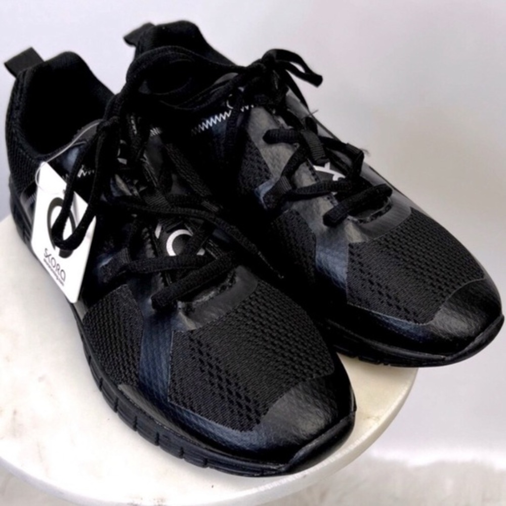 SKORA women’s shoes